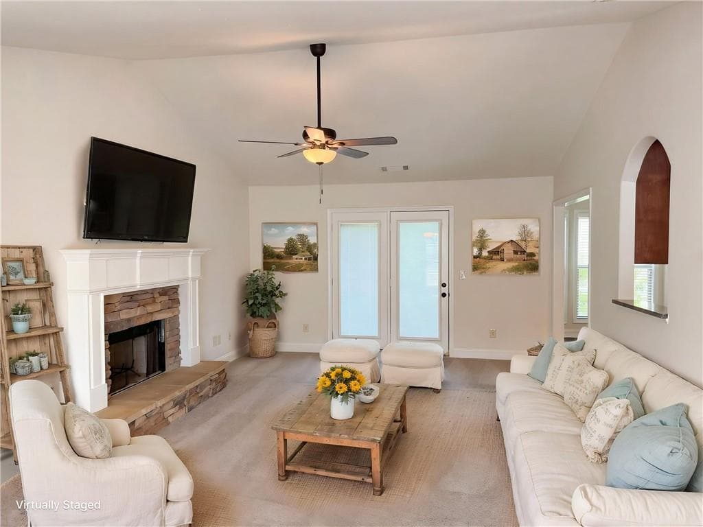 4 bedroom, 3 bathroom, 2,473 sq ft single family residence under contract at 1948 Paynes Point, Winder, GA 30680 — photo 2