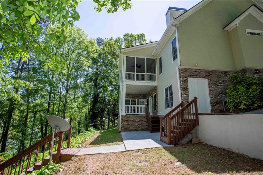 4 bedroom, 4 bathroom, 4,800 sq ft single family residence for sale at 31 Rocky Circle, White, GA 30184 — photo 4