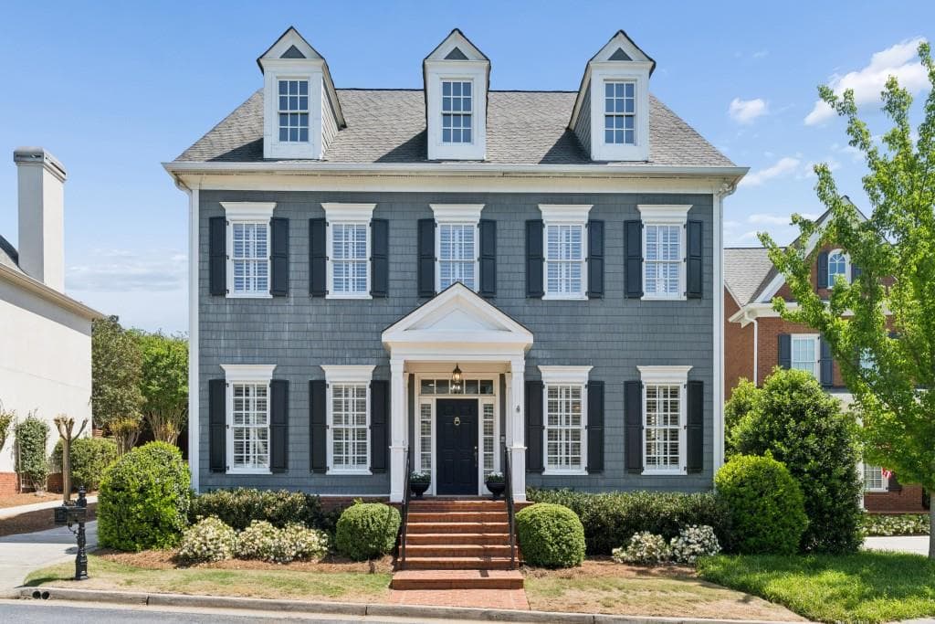 3 bedroom, 4 bathroom, 3,387 sq ft single family residence sold at 3420 Paces Ferry Circle, Smyrna, GA 30080