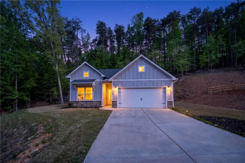 3 bedroom, 2 bathroom, 1,501 sq ft home for sale at 118 Cherokee Drive, Waleska, GA