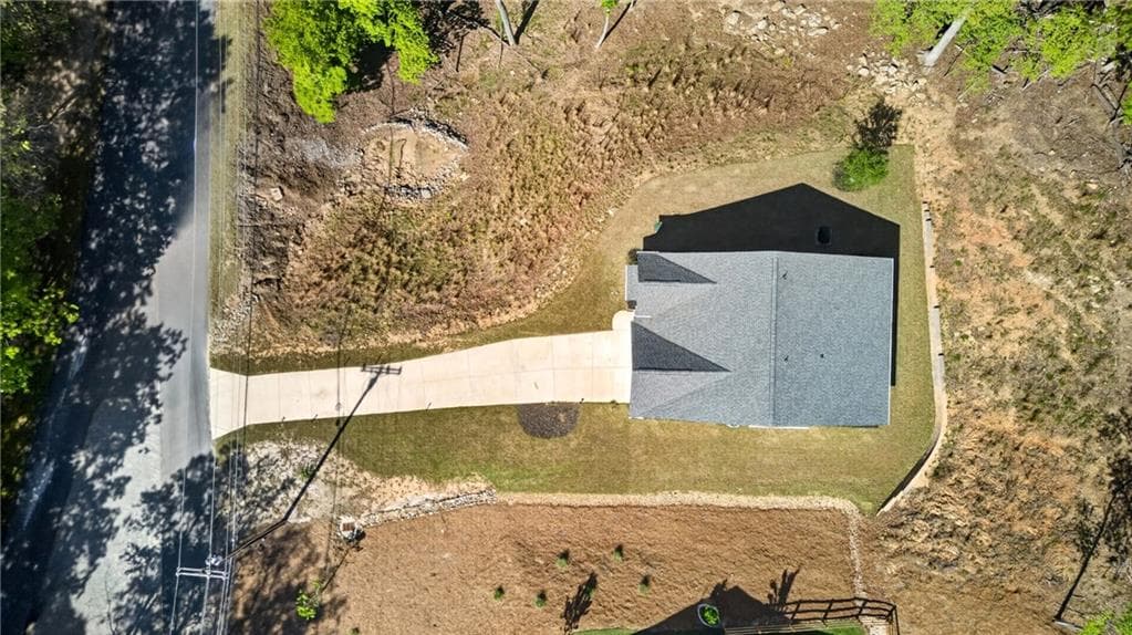 3 bedroom, 2 bathroom, 1,501 sq ft single family residence for sale at 118 Cherokee Drive, Waleska, GA 30183 — photo 5
