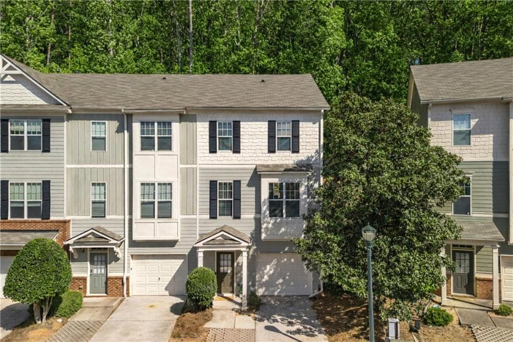 3 bedroom, 4 bathroom, 2,258 sq ft townhouse sold at 1766 Oakbrook Lane 9, Kennesaw, GA 30152