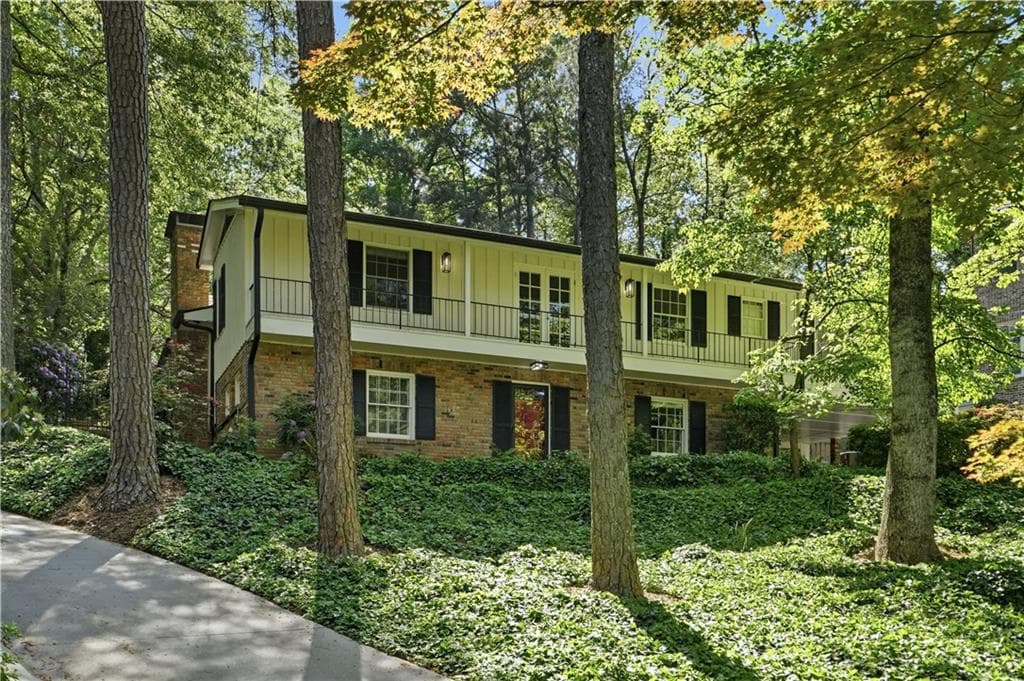 705 E Northway Lane, Atlanta, GA 30342 — most recent listing photo
