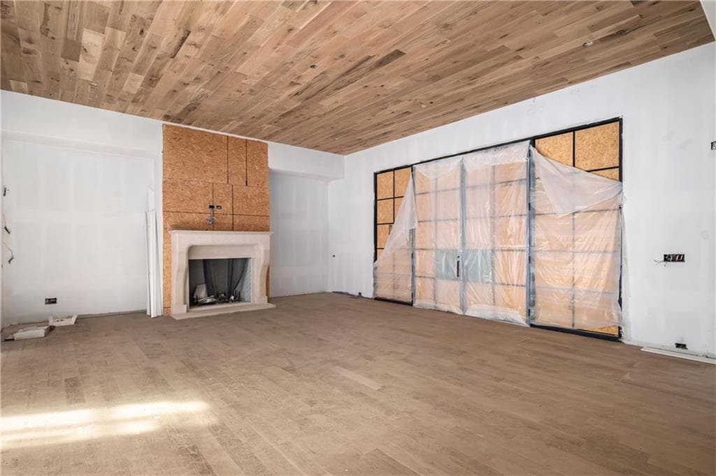7 bedroom, 10 bathroom, 10,800 sq ft single family residence for sale at 15275 Birmingham Highway, Milton, GA 30004 — photo 10