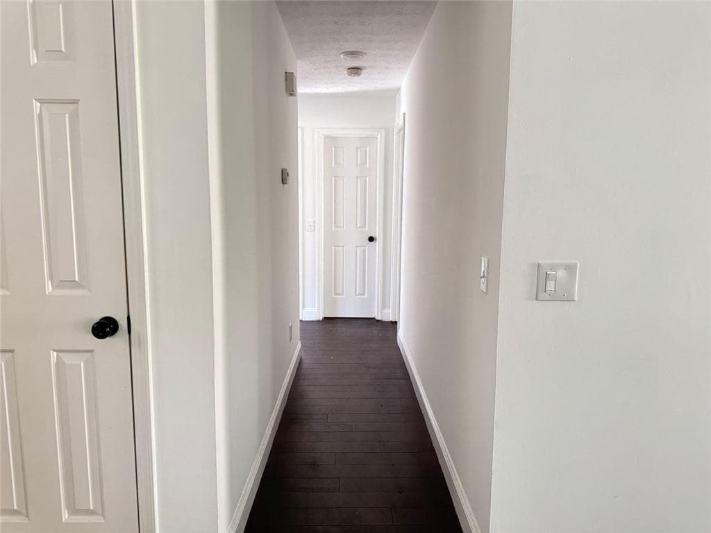 3 bedroom, 2 bathroom, 1,646 sq ft single family residence for sale at 622 Marble Arch Avenue, Lawrenceville, GA 30046 — photo 4