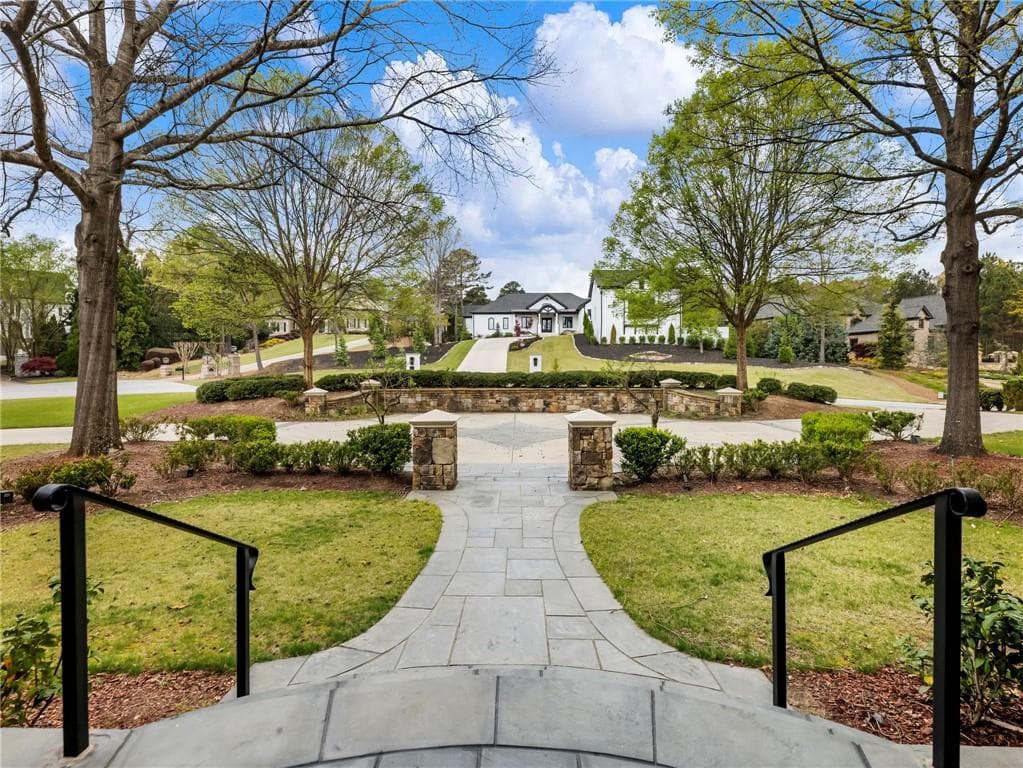 5 bedroom, 7 bathroom, 8,287 sq ft single family residence for sale at 1871 Sam Snead Drive, Braselton, GA 30517 — photo 6