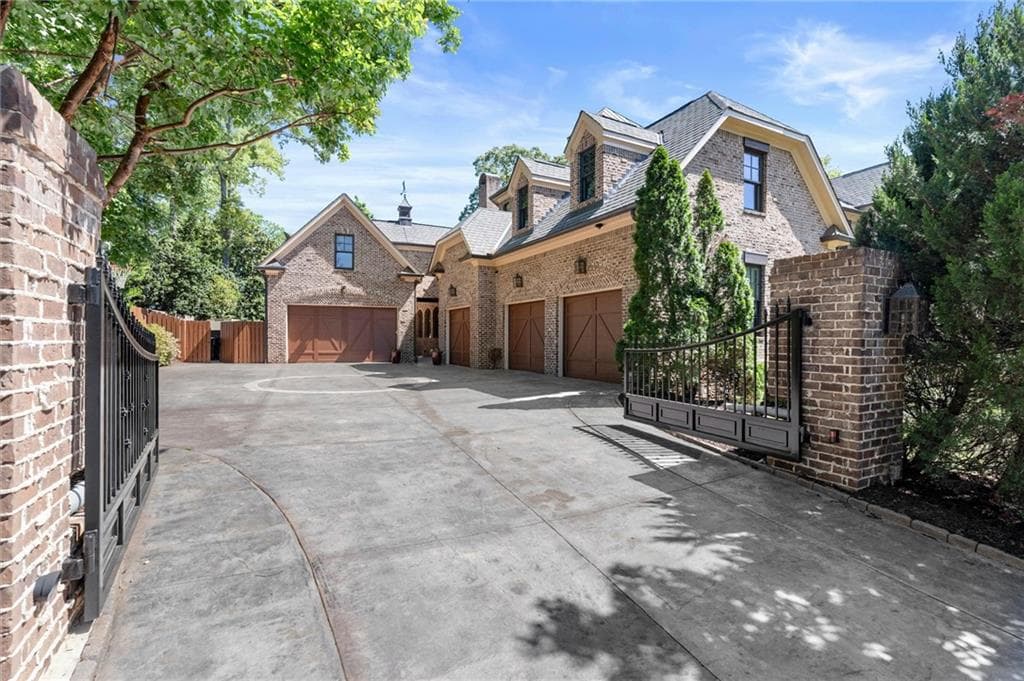 7 bedroom, 11 bathroom, 14,187 sq ft single family residence for sale at 271 Pine Valley Drive, Marietta, GA 30067 — photo 2