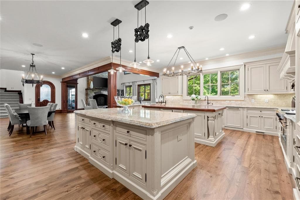 7 bedroom, 11 bathroom, 14,187 sq ft single family residence for sale at 271 Pine Valley Drive, Marietta, GA 30067 — photo 7