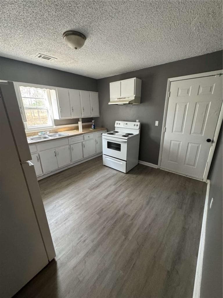 3 bedroom, 1 bathroom, 900 sq ft single family residence for sale at 2235A Moncrieff Street, Augusta, GA 30906 — photo 8