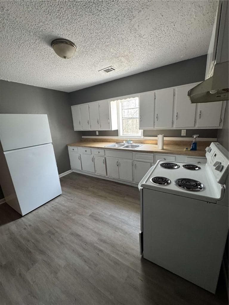 3 bedroom, 1 bathroom, 900 sq ft single family residence for sale at 2235A Moncrieff Street, Augusta, GA 30906 — photo 9