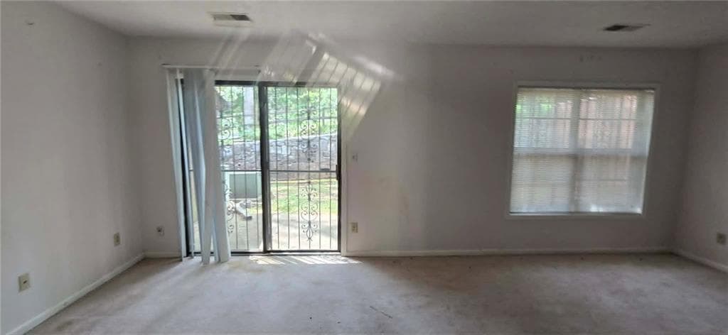 3 bedroom, 3 bathroom, 1,452 sq ft townhouse under contract at 723 Cedar Pointe Court, Marietta, GA 30008 — photo 6