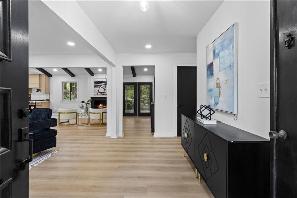6 bedroom, 5 bathroom, 3,600 sq ft single family residence for sale at 5253 Oxbow Road, Tucker, GA 30087 — photo 2