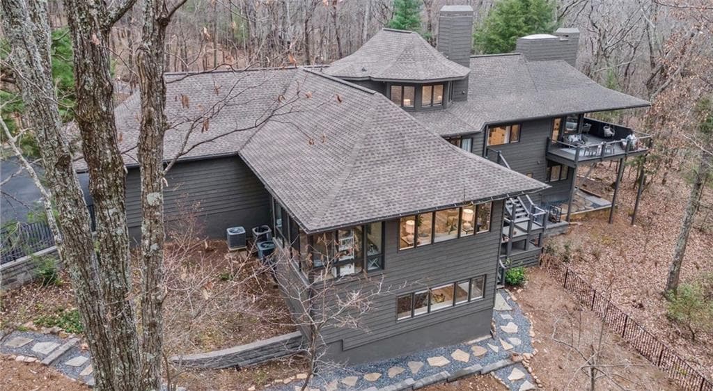 5 bedroom, 6 bathroom, 5,515 sq ft single family residence under contract at 220 Wake Robin, Big Canoe, GA 30143 — photo 4