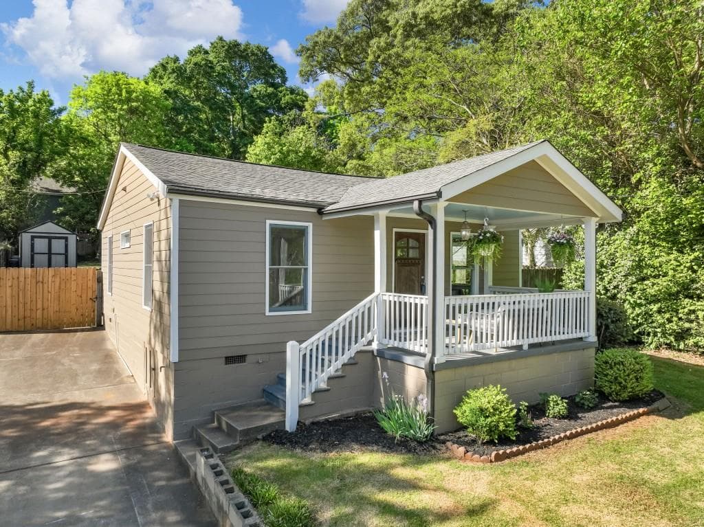 1823 Braeburn Circle, Atlanta, GA 30316 — most recent listing photo