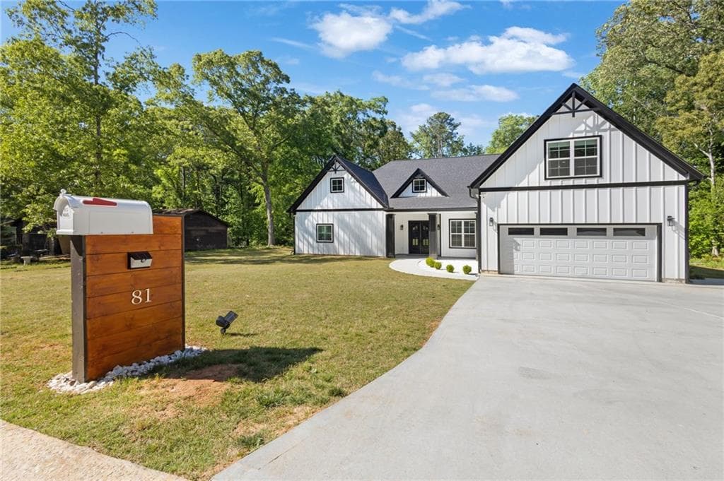 6 bedroom, 6 bathroom, 3,827 sq ft single family residence for sale at 81 Hager Drive, Riverdale, GA 30274 — photo 2