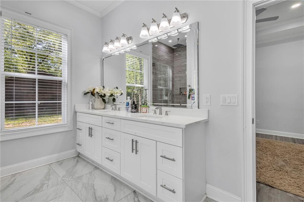 6 bedroom, 6 bathroom, 3,827 sq ft single family residence for sale at 81 Hager Drive, Riverdale, GA 30274 — photo 6