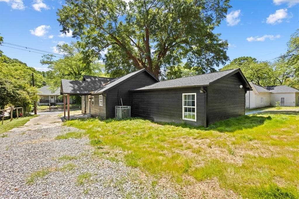 3 bedroom, 2 bathroom, 1,248 sq ft single family residence for sale at 409 Calhoun Avenue, Rome, GA 30161 — photo 7