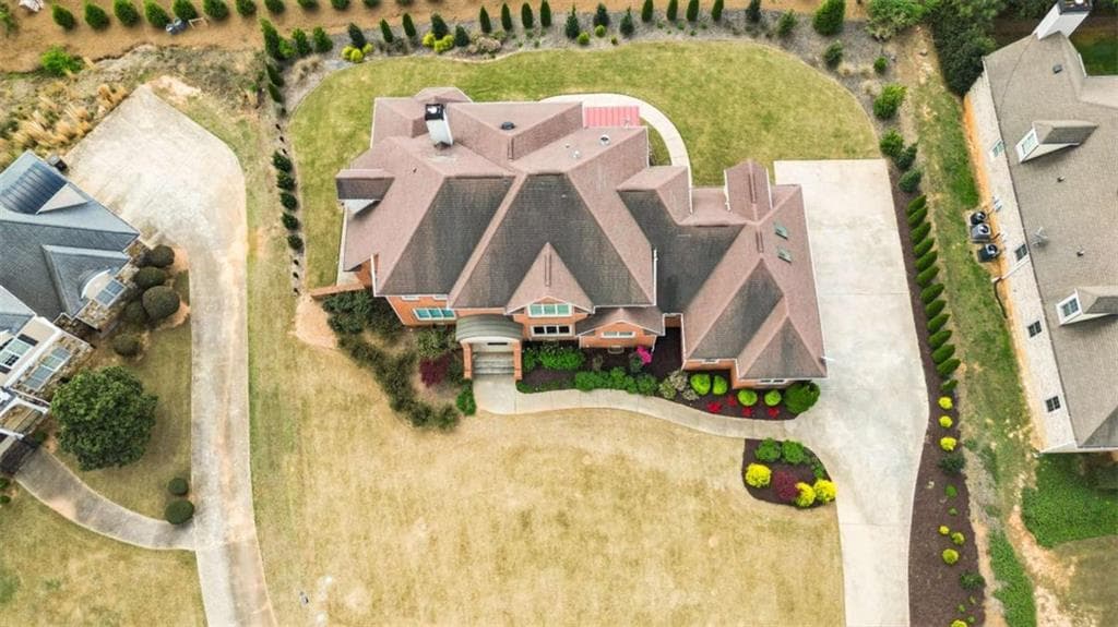 6 bedroom, 6 bathroom, 5,756 sq ft single family residence for sale at 5653 Tuxedo Drive, Douglasville, GA 30135 — photo 4