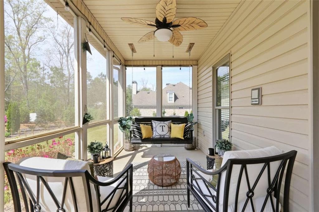 6 bedroom, 6 bathroom, 5,756 sq ft single family residence for sale at 5653 Tuxedo Drive, Douglasville, GA 30135 — photo 5