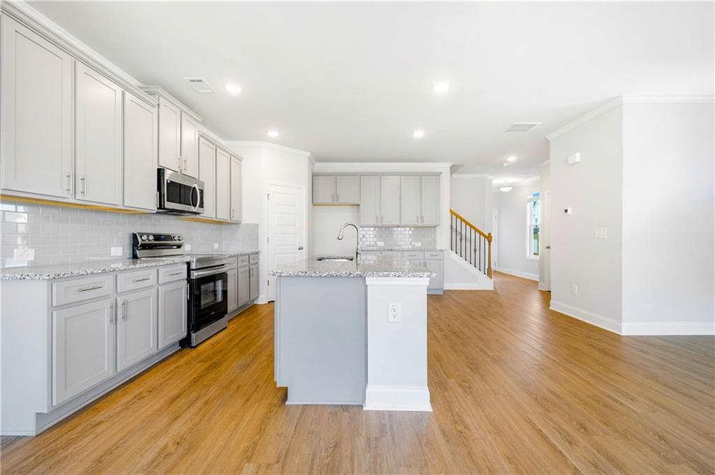3 bedroom, 3 bathroom, 1,949 sq ft townhouse for rent at 3831 Brookburn Park, Gainesville, GA 30506 for $1,995 a month — photo 8