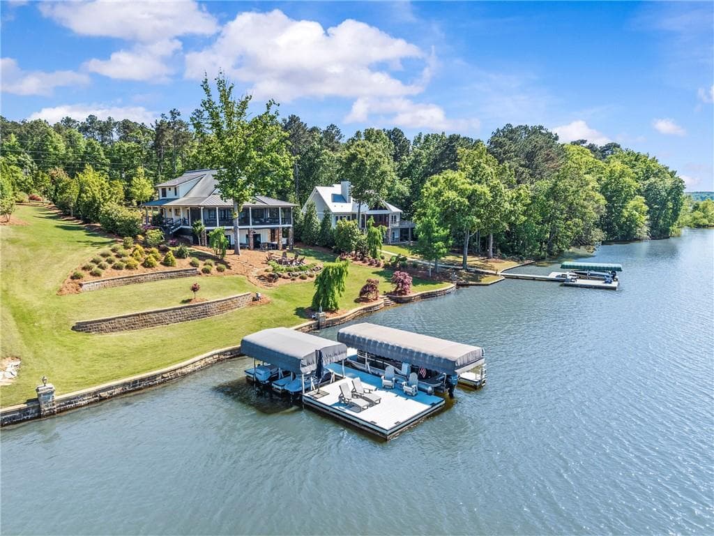 4 bedroom, 5 bathroom, 4,082 sq ft single family residence for sale at 1951 Northwoods Drive, Greensboro, GA 30642 — photo 2