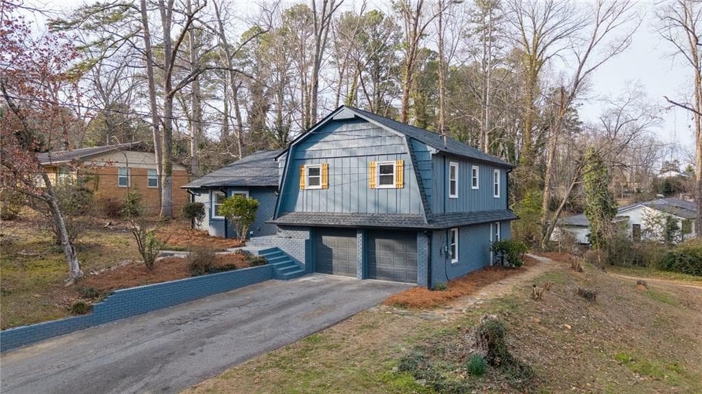 300 Woodland Drive