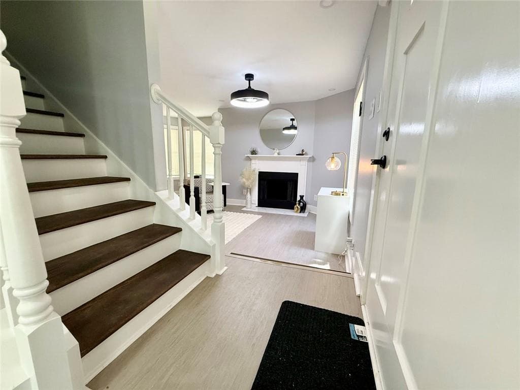 4 bedroom, 4 bathroom, 2,359 sq ft single family residence for sale at 4232 Marjorie Rd, SW, Snellville, GA 30039 — photo 5