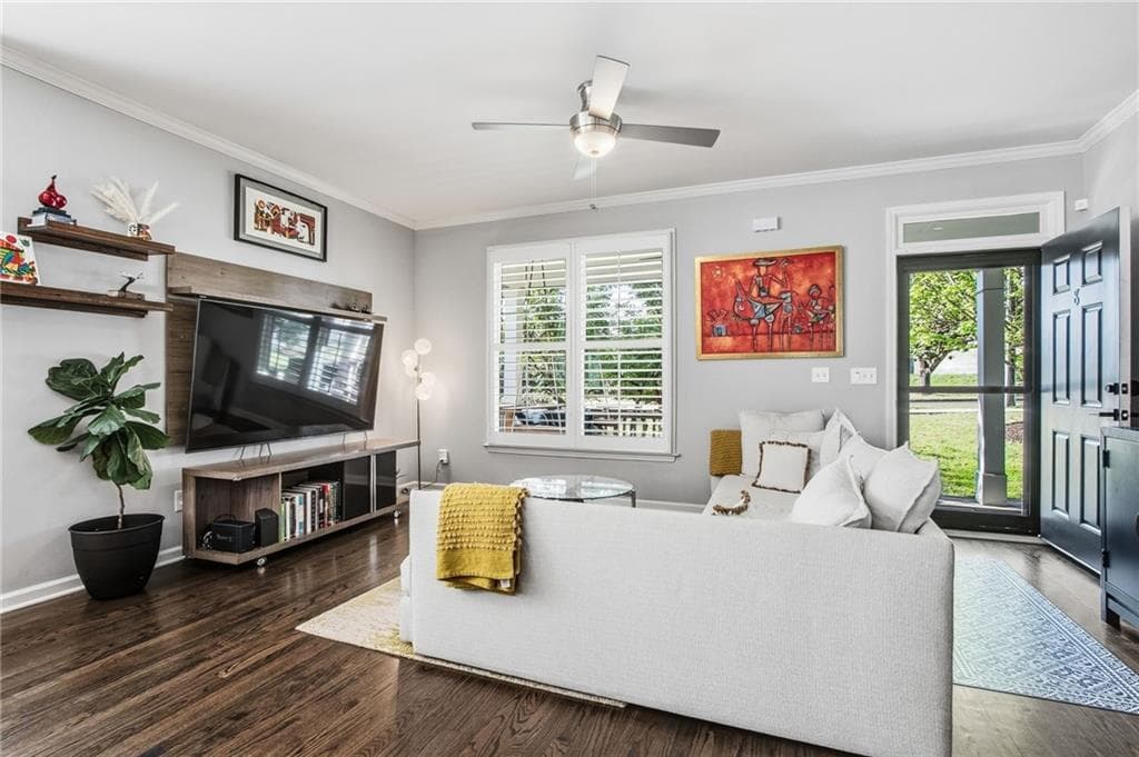 3 bedroom, 4 bathroom, 2,049 sq ft townhouse for sale at 1433 Carroll Drive 8, Atlanta, GA 30318 — photo 7