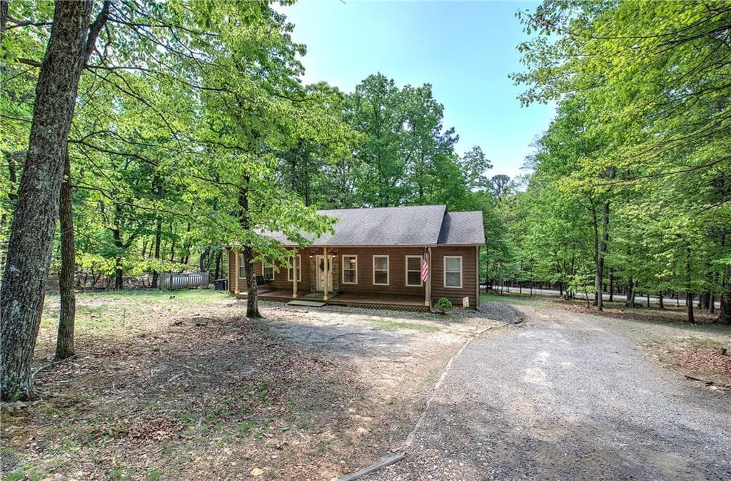 3 bedroom, 2 bathroom, 1,462 sq ft single family residence for sale at 72 Willow Terrace, Jasper, GA 30143 — photo 2