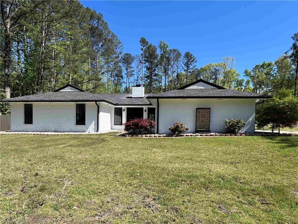 3 bedroom, 2 bathroom single family residence for rent at 747 Ginger Cake, Fayetteville, GA 30214 for $2,500 a month — photo 1 of 1