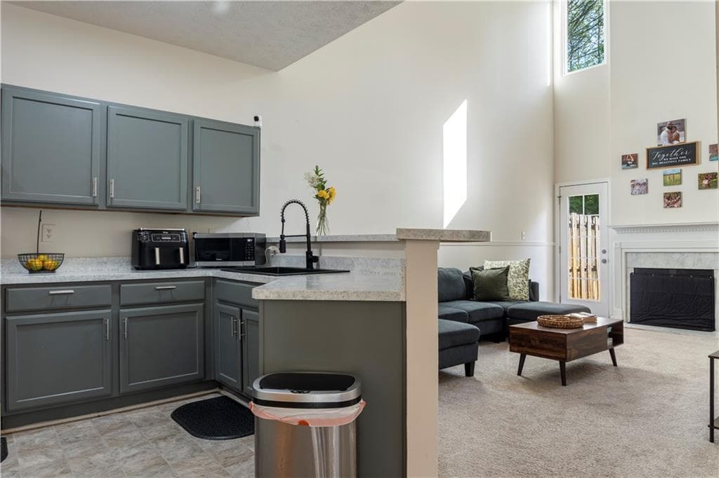 4 bedroom, 3 bathroom, 1,788 sq ft townhouse for sale at 48 Hampton Drive, Cartersville, GA 30121 — photo 5