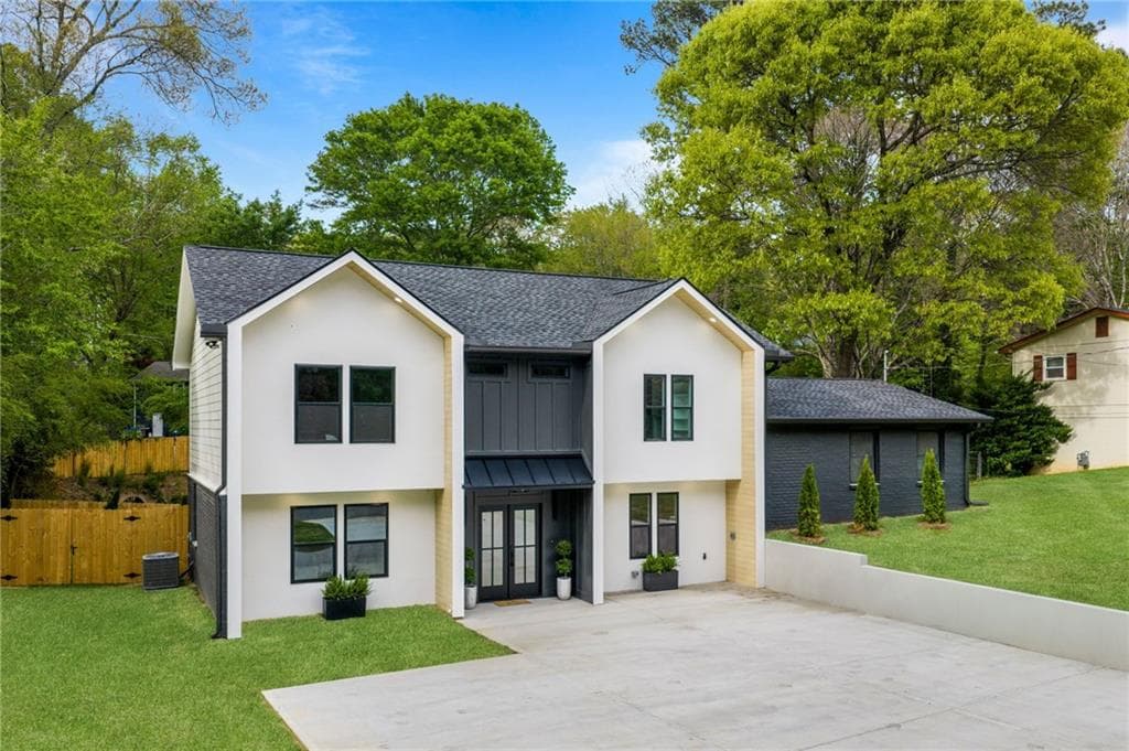 5 bedroom, 3 bathroom, 2,846 sq ft single family residence for sale at 245 Doeskin Trail, Smyrna, GA 30082 — photo 2