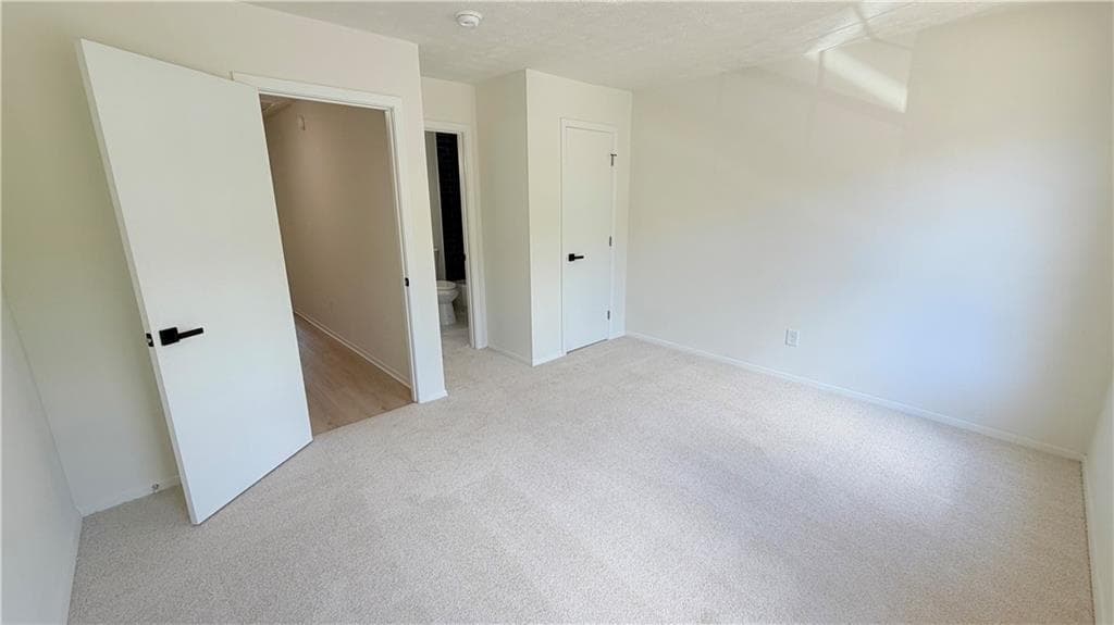 2 bedroom, 3 bathroom, 1,052 sq ft condominium for sale at 6719 Colchester Place, Norcross, GA 30093 — photo 10