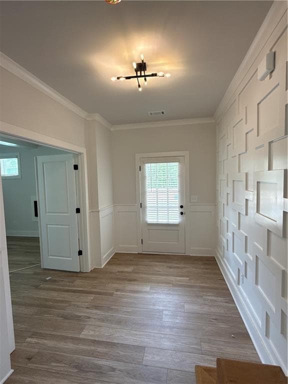 5 bedroom, 4 bathroom, 3,300 sq ft single family residence for sale at 2410 Reserve Manor Court, Lawrenceville, GA 30011 — photo 4