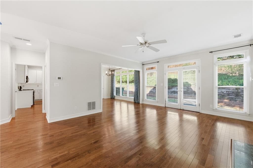 3 bedroom, 3 bathroom, 2,680 sq ft single family residence for sale at 4825 Trolley Court, Atlanta, GA 30339 — photo 9