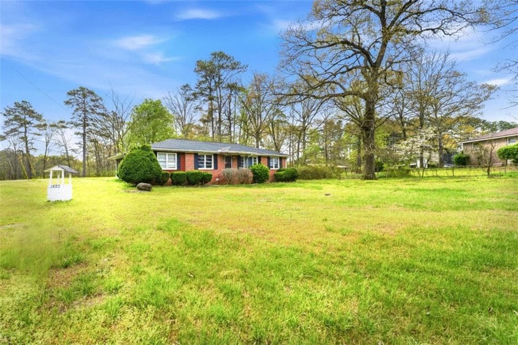 3 bedroom, 1 bathroom, 1,410 sq ft single family residence sold at 1820 Smyrna Road, Conyers, GA 30094
