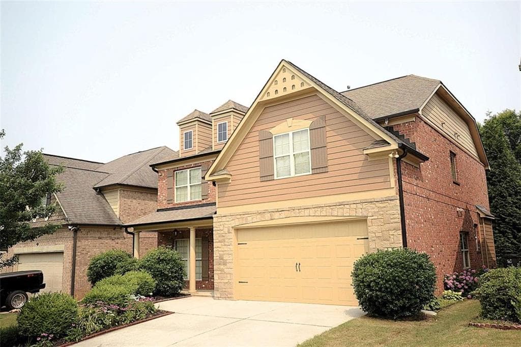 5 bedroom, 3 bathroom, 3,100 sq ft single family residence for sale at 560 Tuscany Walk Lane, Lawrenceville, GA 30043 — photo 2