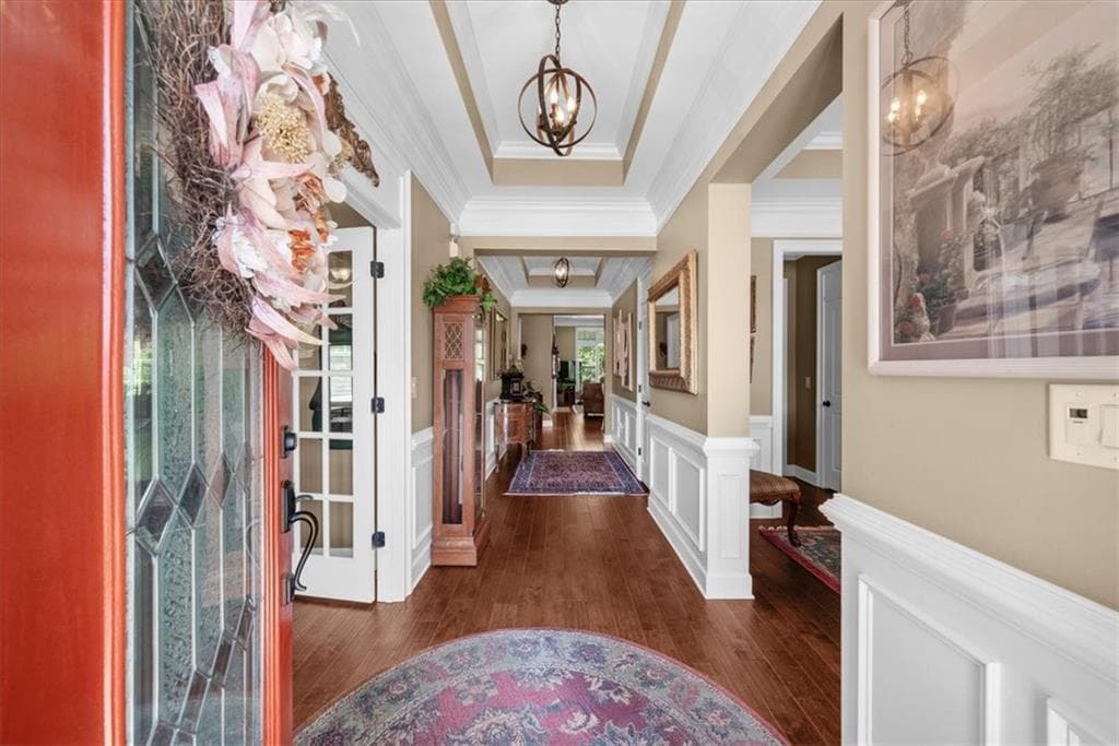 3 bedroom, 3 bathroom, 2,932 sq ft single family residence for sale at 3768 Golden Leaf Point, Gainesville, GA 30504 — photo 3