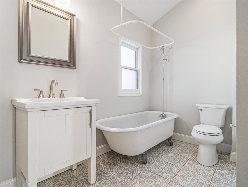 3 bedroom, 2 bathroom, 2,510 sq ft single family residence for rent at 74 Boulevard, Atlanta, GA 30312 for $3,000 a month — photo 7