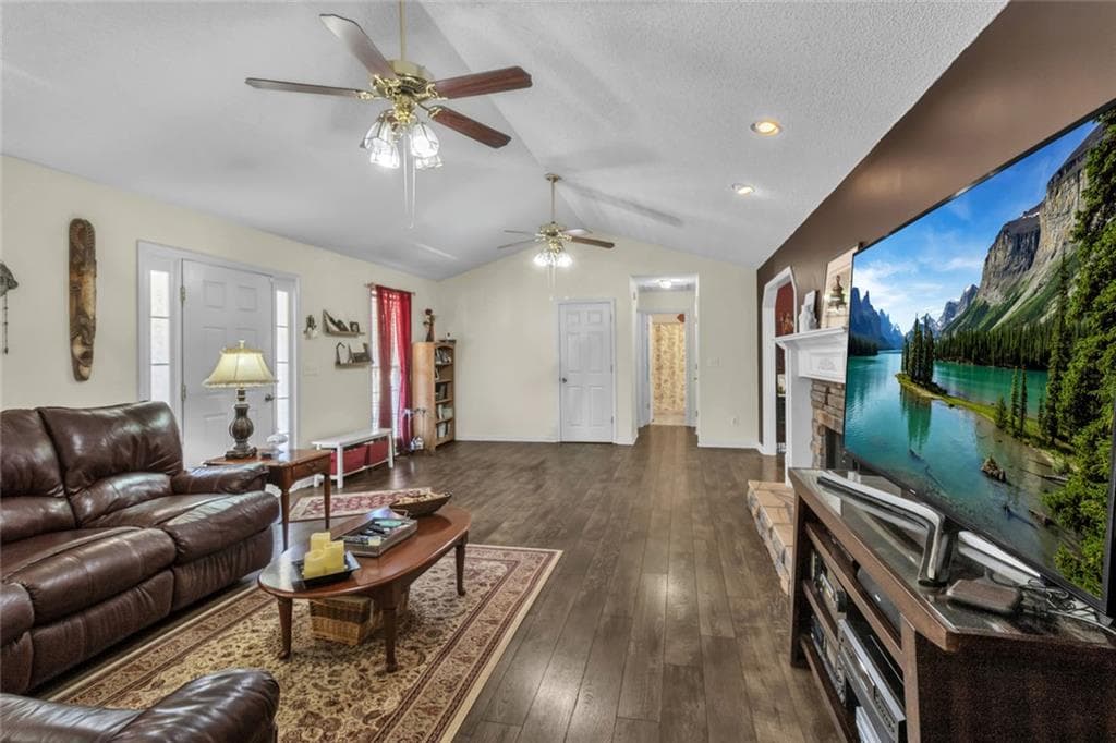 4 bedroom, 3 bathroom, 2,458 sq ft single family residence for sale at 195 Vincent Court, Dallas, GA 30157 — photo 7