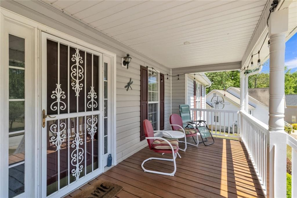 4 bedroom, 3 bathroom, 2,458 sq ft single family residence for sale at 195 Vincent Court, Dallas, GA 30157 — photo 5