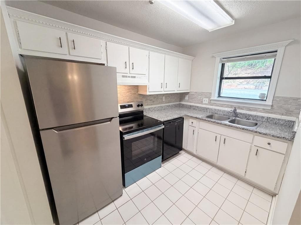 2 bedroom, 2 bathroom, 1,190 sq ft condominium for sale at 6202 Overlook Road, Peachtree Corners, GA 30092 — photo 9