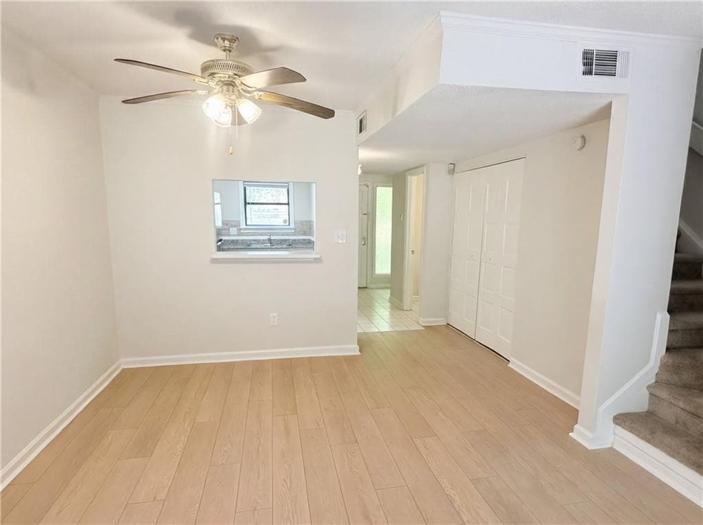 2 bedroom, 2 bathroom, 1,190 sq ft condominium for sale at 6202 Overlook Road, Peachtree Corners, GA 30092 — photo 7