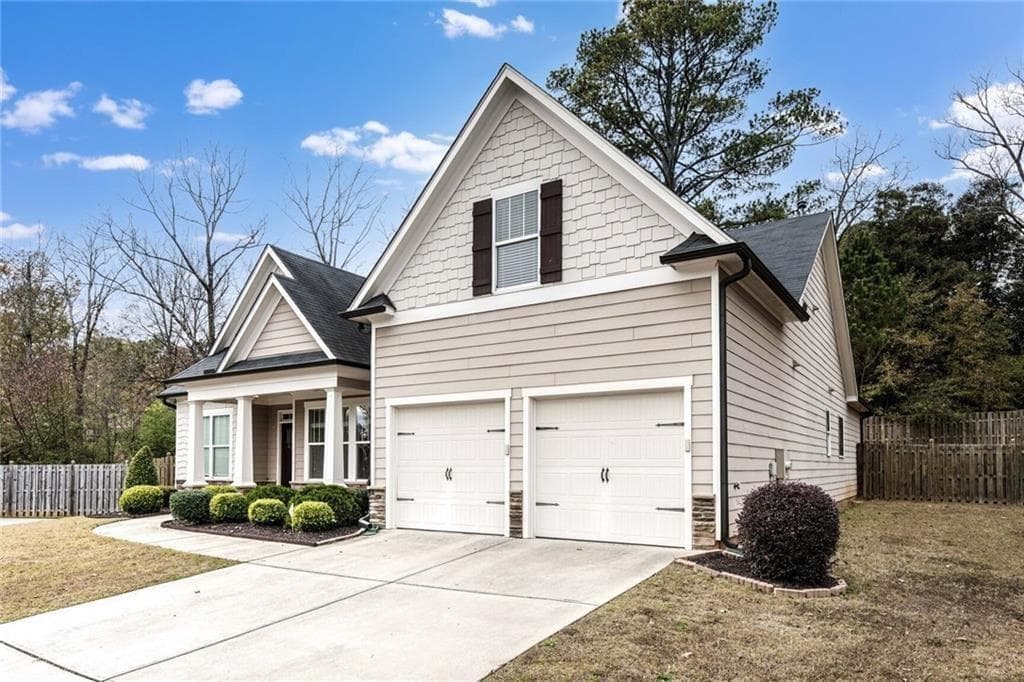 4 bedroom, 3 bathroom, 2,334 sq ft single family residence for rent at 4106 Bunker Drive, Austell, GA 30106 for $2,550 a month — photo 1 of 17