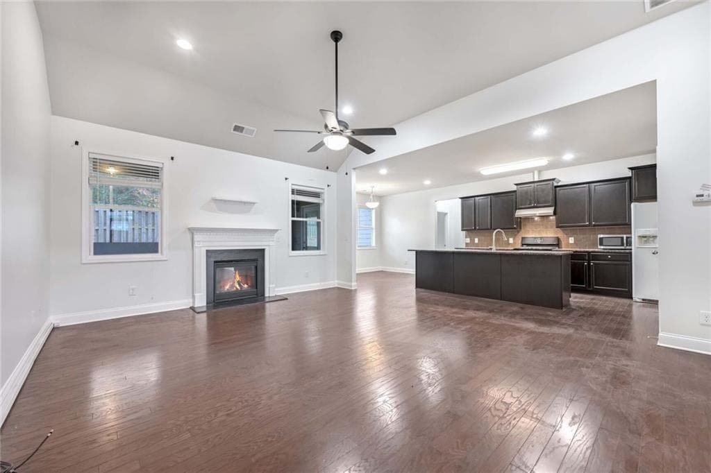 4 bedroom, 3 bathroom, 2,334 sq ft single family residence for rent at 4106 Bunker Drive, Austell, GA 30106 for $2,550 a month — photo 3