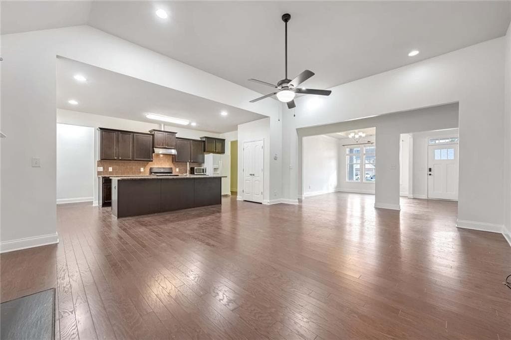 4 bedroom, 3 bathroom, 2,334 sq ft single family residence for rent at 4106 Bunker Drive, Austell, GA 30106 for $2,550 a month — photo 4
