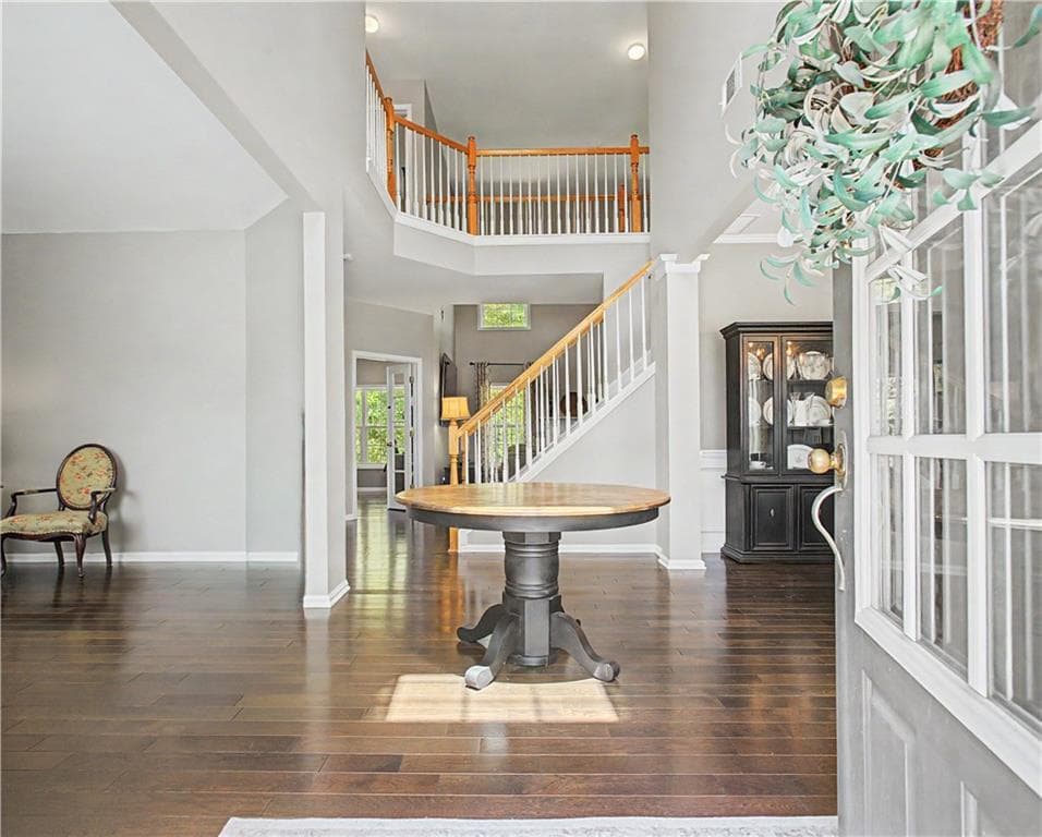 4 bedroom, 3 bathroom, 2,500 sq ft single family residence for sale at 2430 Terry Court, Cumming, GA 30041 — photo 4
