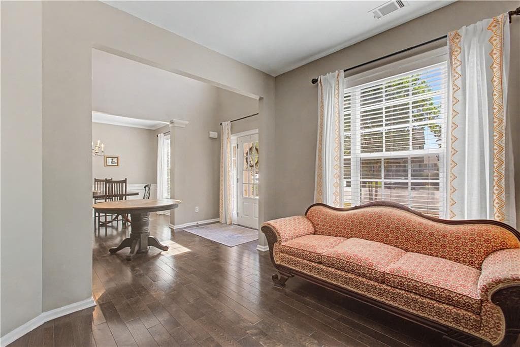 4 bedroom, 3 bathroom, 2,500 sq ft single family residence for sale at 2430 Terry Court, Cumming, GA 30041 — photo 7
