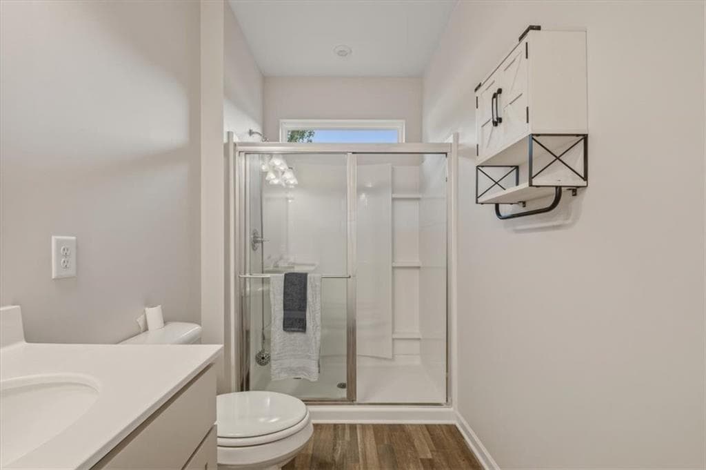 3 bedroom, 2 bathroom, 1,460 sq ft single family residence for sale at 1 Longbrooke Drive, Rome, GA 30161 — photo 3
