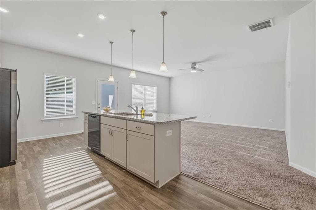 3 bedroom, 2 bathroom, 1,460 sq ft single family residence for sale at 1 Longbrooke Drive, Rome, GA 30161 — photo 9